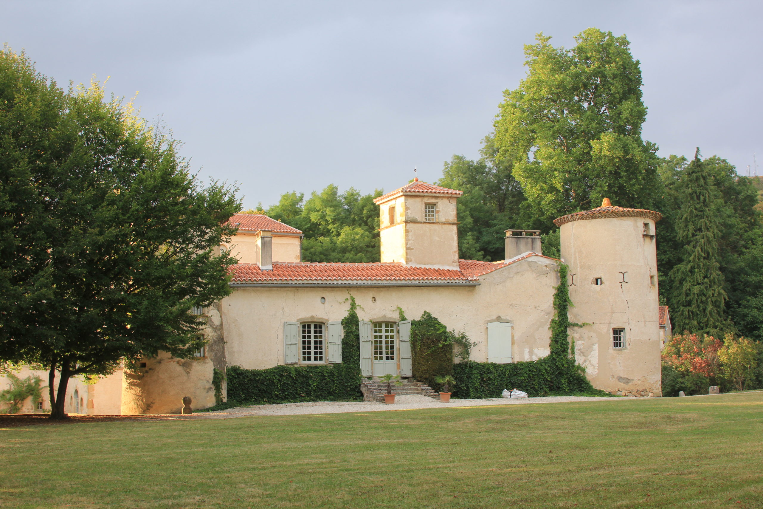 Le château de Montfleury (PuydeDôme) L'écho des châteaux