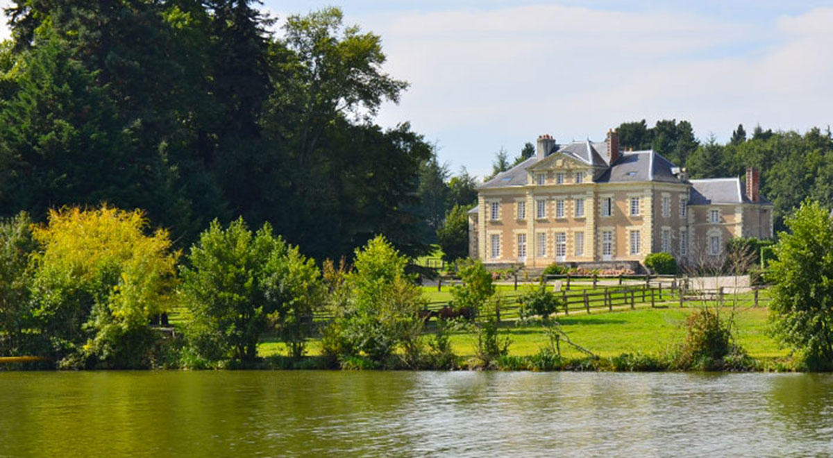 Château de la Poterie (LoireAtlantique) L'écho des châteaux Château de la Poterie (LoireAtlantique) L'écho des châteaux
